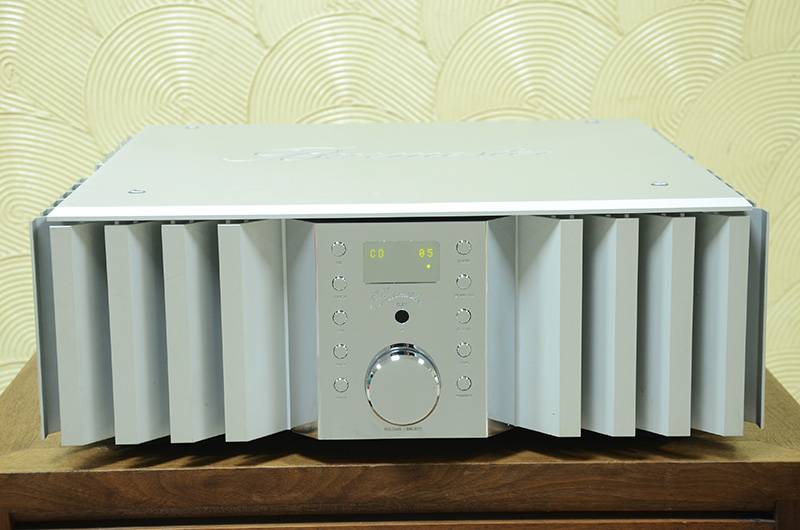 德国 柏林之声 Burmester 032 合并功放