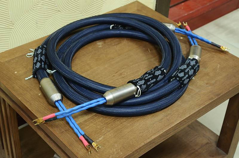 荷蘭 銀彩 SILTECH G7 EMPEROR DOUBLE 雙皇冠喇叭線 2.5米