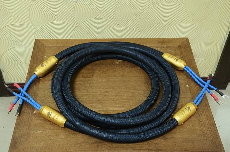 荷蘭 銀彩 SILTECH G7 EMPEROR Double Crown 雙皇冠喇叭線 3m