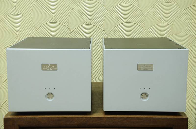 瑞士 高文 Goldmund Telos 400 单声道后级功放