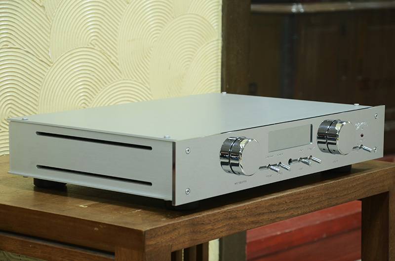 德國 柏林之聲 Burmester 011 前級 放大器