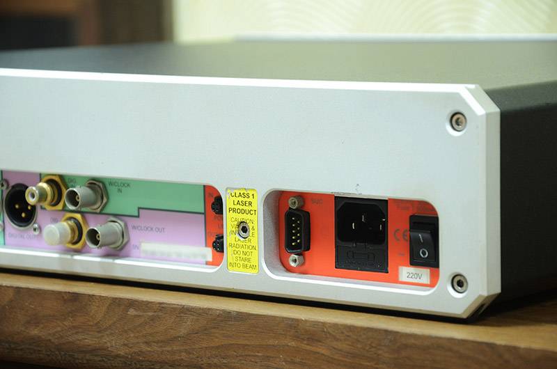 英國 dCS P8i CD/SACD 播放器