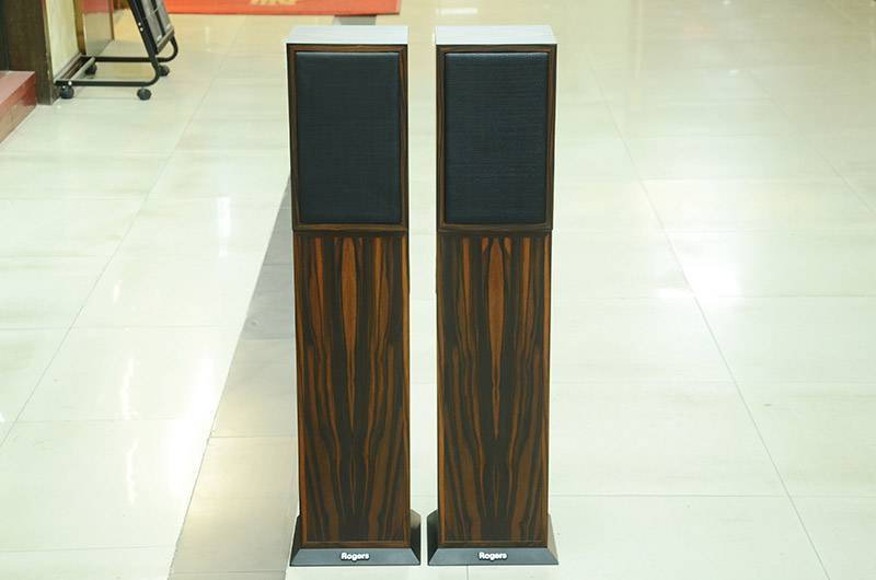 英國 雨後初晴/Harbeth LS3/5A 經典書架箱+樂爵士/Rogers AB1 低音腳架 