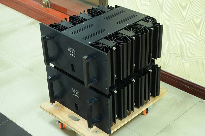 美國 馬克 Mark Levinson ML-2L 單聲道後級功放