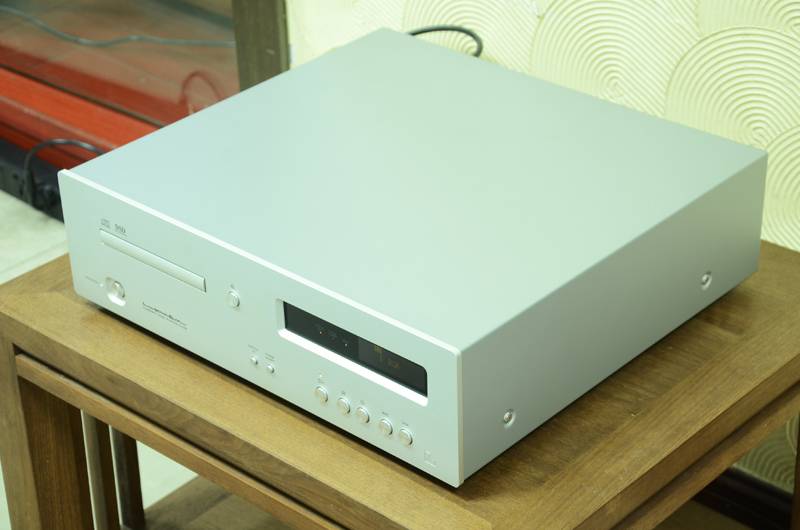 日本 Luxman 力仕 D-03X CD機
