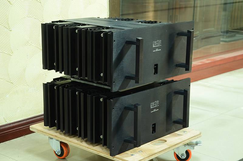 美國 馬克 Mark Levinson ML-2L 單聲道後級功放