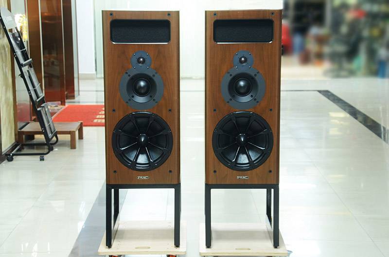 英國 PMC MB2i 大型八爪魚書架音箱