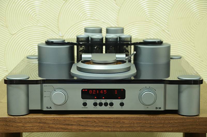 德國 T+A D10 CD/SACD播放器