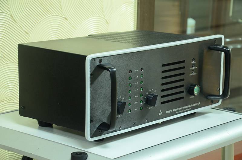 瑞士 FM Acoustics FM801 立體聲後級功放