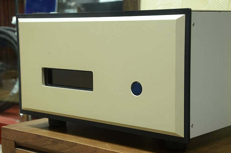 瑞士 FM Acoustics FM811 立體聲后級功放