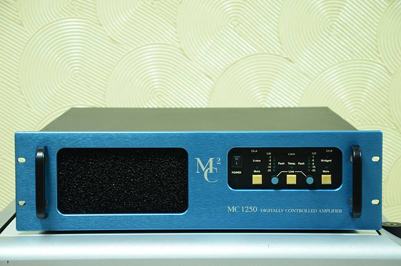 英國 MC2 MC1250 數字控制功放