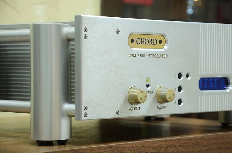 英國 和弦 CHORD CPM 3300合併功放