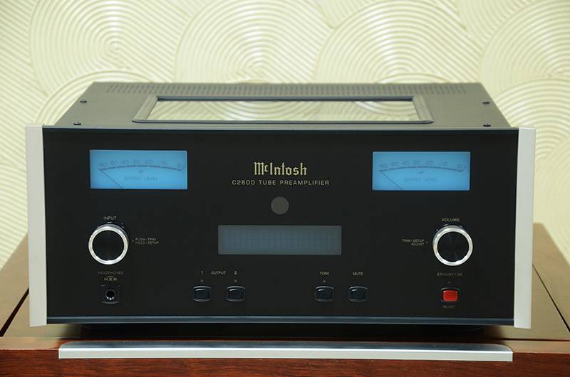 美國 麥景圖 McIntosh C2600 膽前級放大器