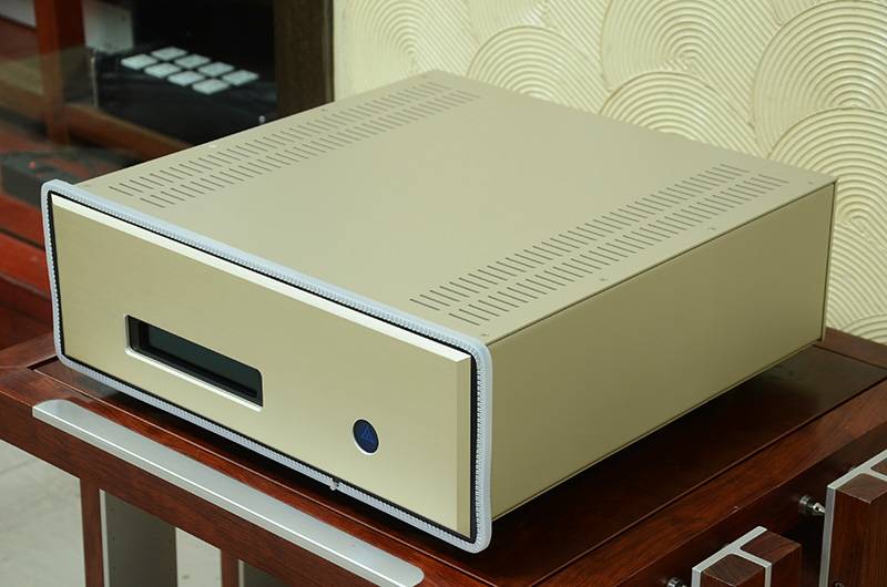 瑞士FM 411MK3 后級放大器