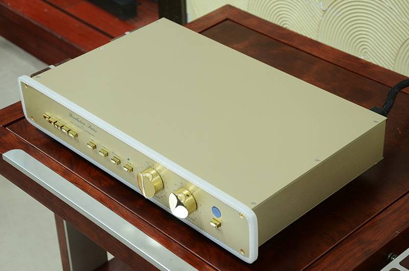 瑞士 FM 255MK2 前級放大器