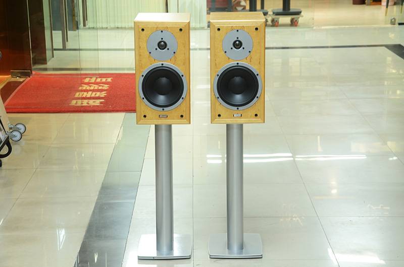 丹拿 Dynaudio Special Twenty Five 25週年簽名版書架音箱