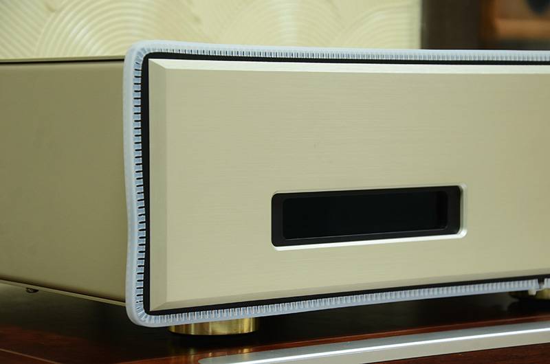 瑞士FM 411MK3 后級放大器