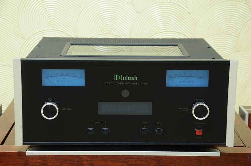 美國 麥景圖 McIntosh C2600 前级功放